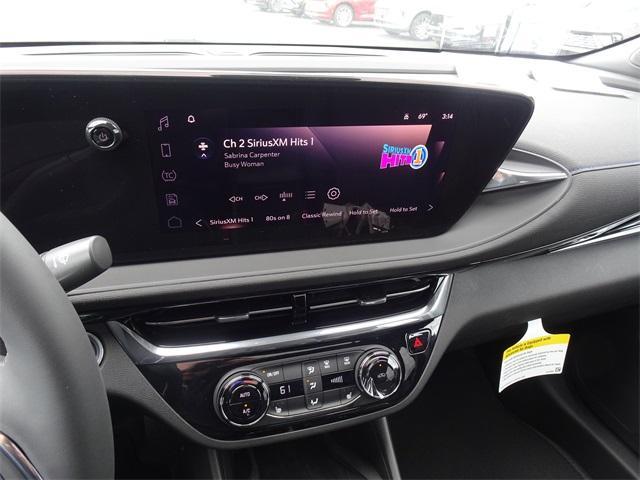 new 2025 Buick Envista car, priced at $28,334