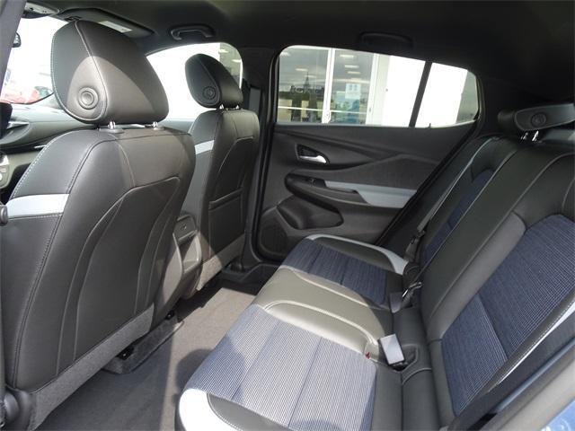 new 2025 Buick Envista car, priced at $25,249