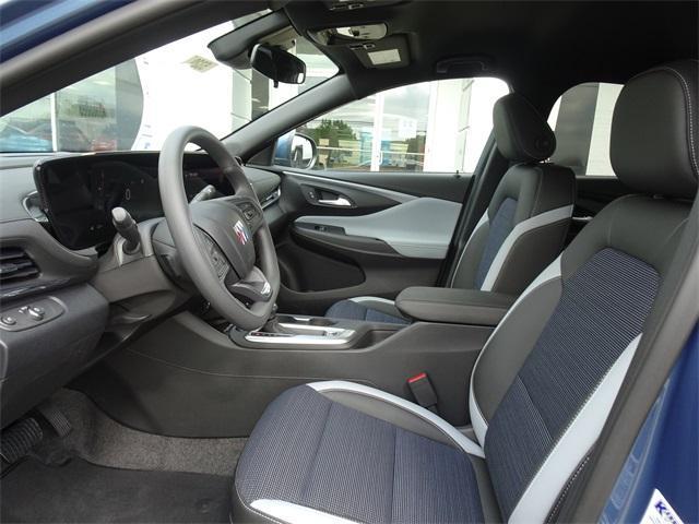 new 2025 Buick Envista car, priced at $25,249