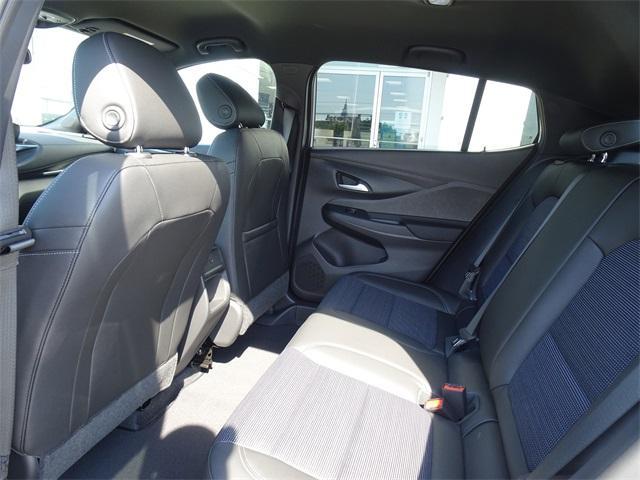 new 2025 Buick Envista car, priced at $23,339