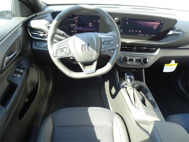 new 2025 Buick Envista car, priced at $23,339