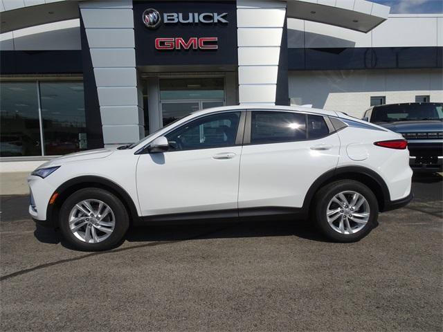 new 2025 Buick Envista car, priced at $23,339