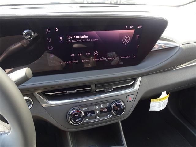 new 2025 Buick Envista car, priced at $24,006