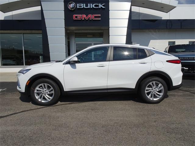 new 2025 Buick Envista car, priced at $23,339