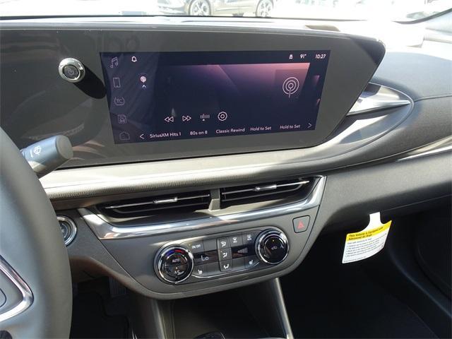 new 2025 Buick Envista car, priced at $23,339