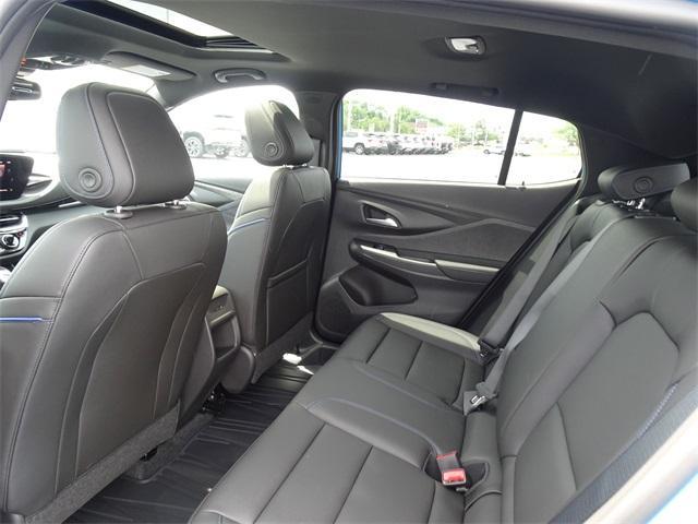 new 2025 Buick Envista car, priced at $29,103