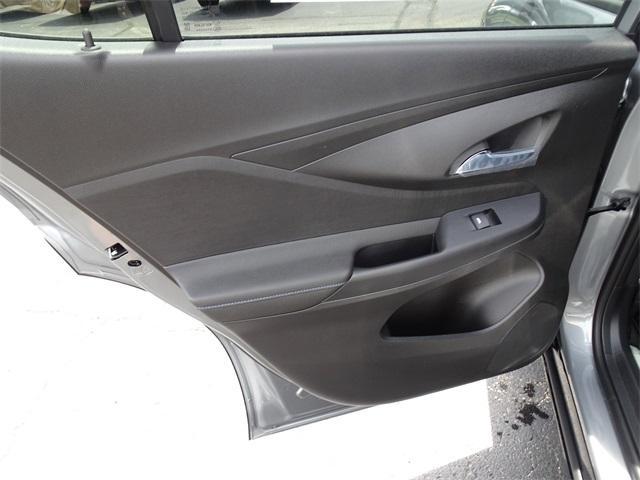 new 2025 Buick Envista car, priced at $29,103