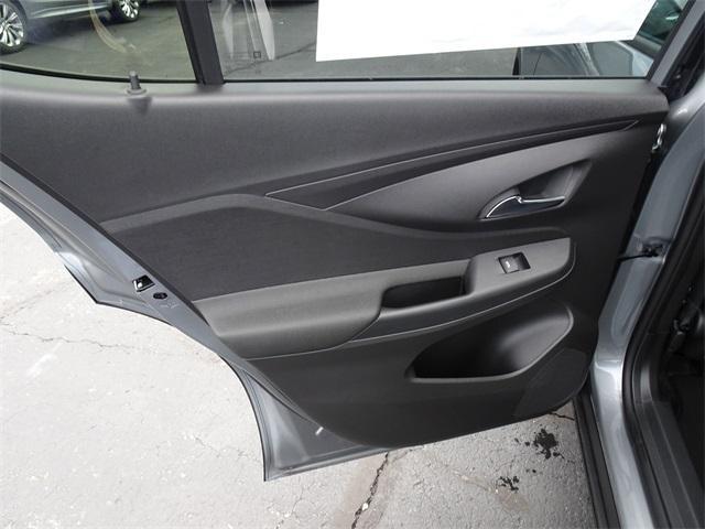 new 2025 Buick Envista car, priced at $25,055
