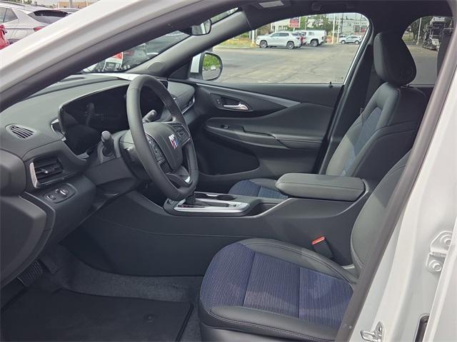 new 2025 Buick Envista car, priced at $23,439