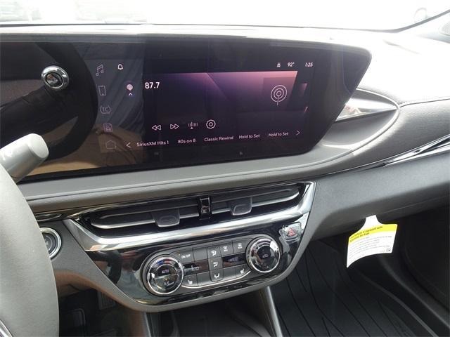 new 2025 Buick Envista car, priced at $28,653