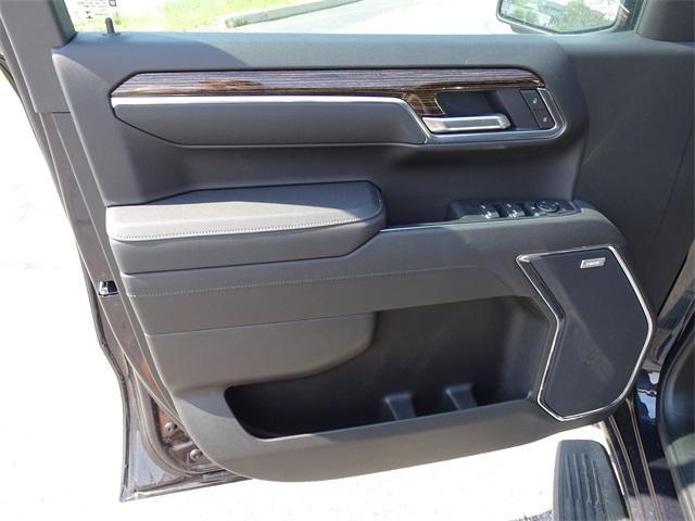 new 2025 GMC Sierra 1500 car, priced at $55,678
