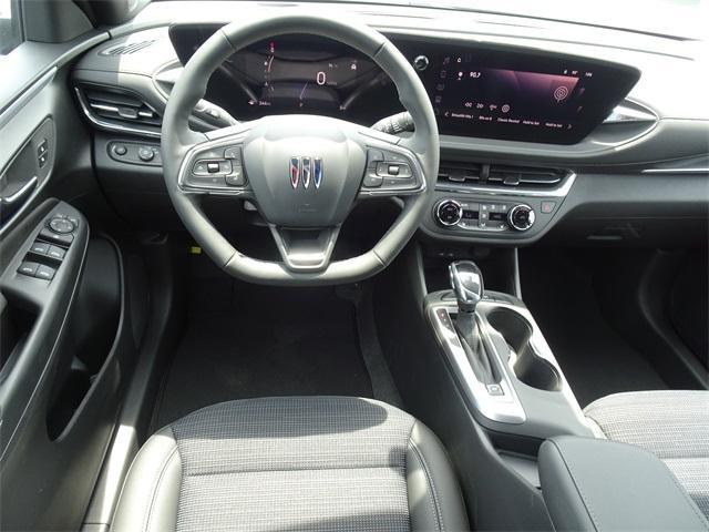 new 2025 Buick Envista car, priced at $25,715