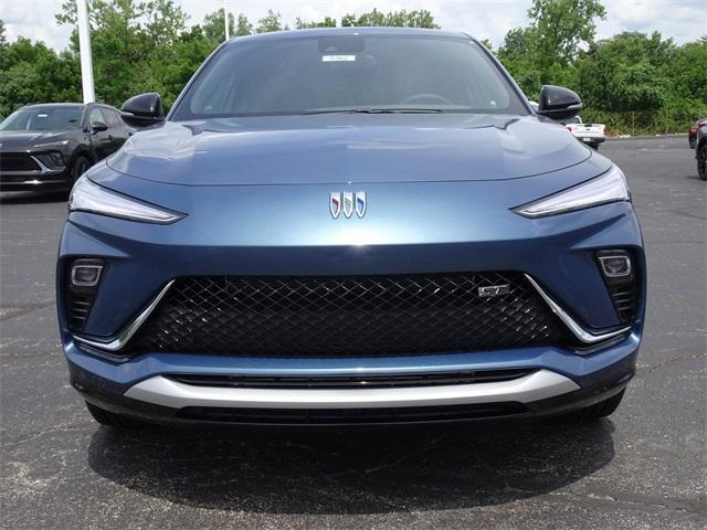 new 2025 Buick Envista car, priced at $29,103