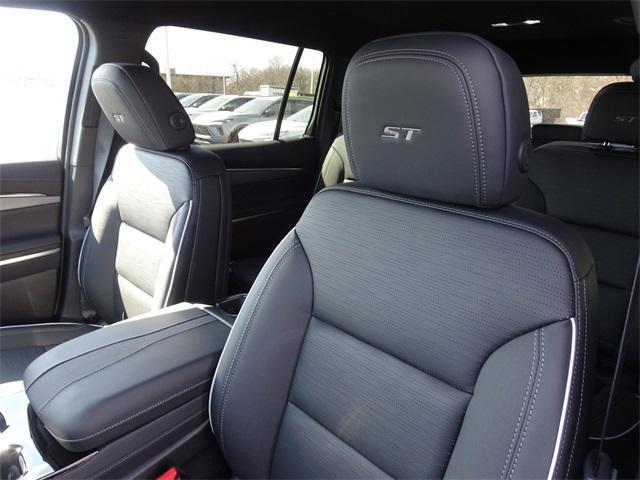 new 2025 Buick Enclave car, priced at $52,587