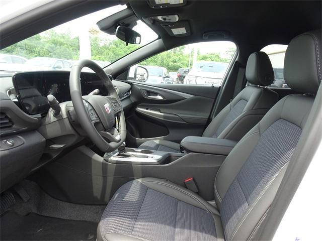 new 2025 Buick Envista car, priced at $25,264