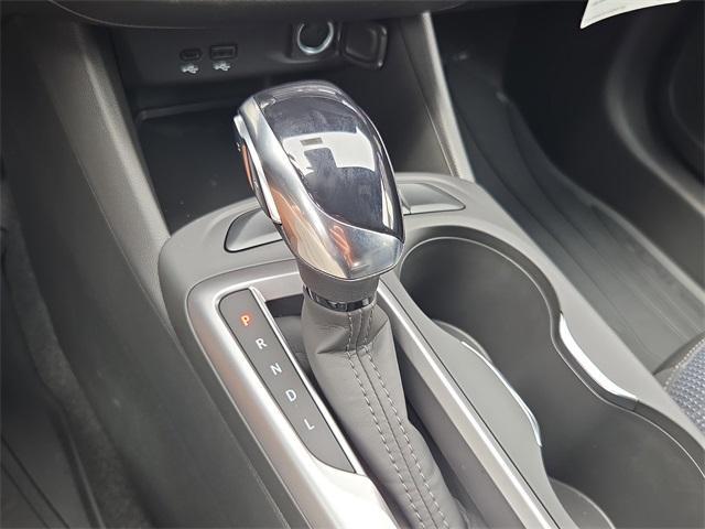 new 2025 Buick Envista car, priced at $23,405