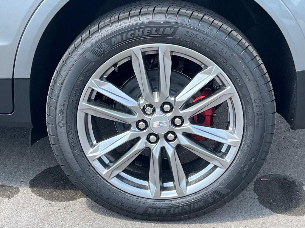 new 2025 Cadillac XT5 car, priced at $62,265