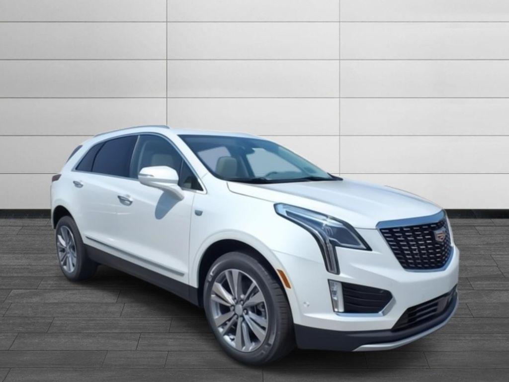 new 2025 Cadillac XT5 car, priced at $57,890