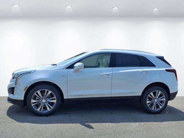 new 2025 Cadillac XT5 car, priced at $57,890