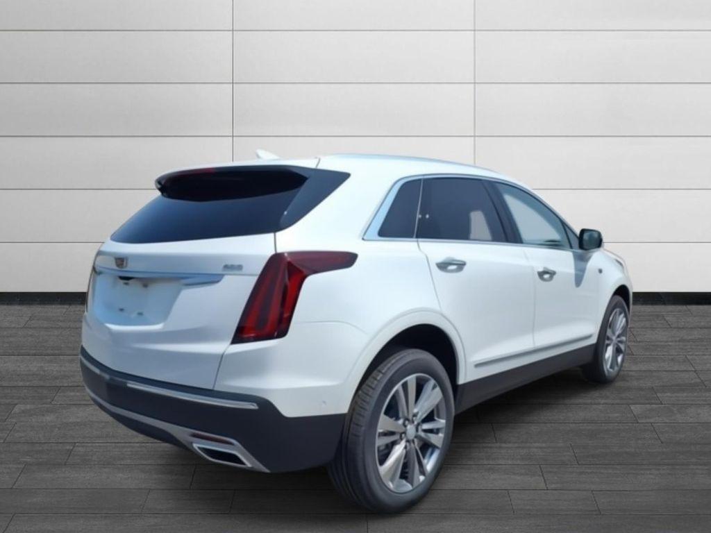 new 2025 Cadillac XT5 car, priced at $57,890