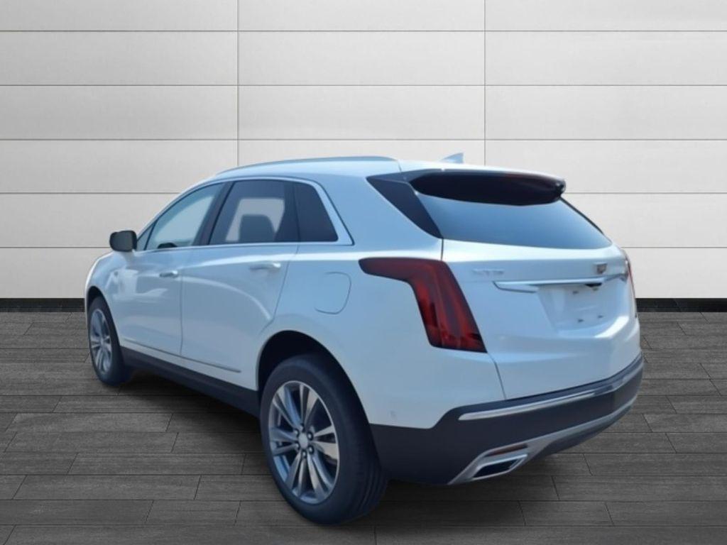 new 2025 Cadillac XT5 car, priced at $57,890