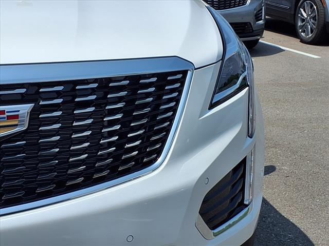 new 2025 Cadillac XT5 car, priced at $57,890