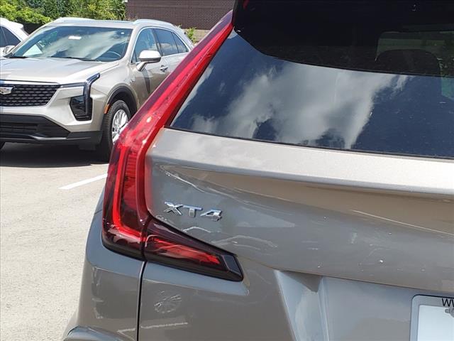 new 2024 Cadillac XT4 car, priced at $44,115