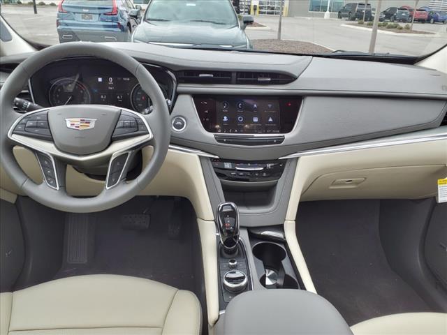 new 2025 Cadillac XT5 car, priced at $56,565