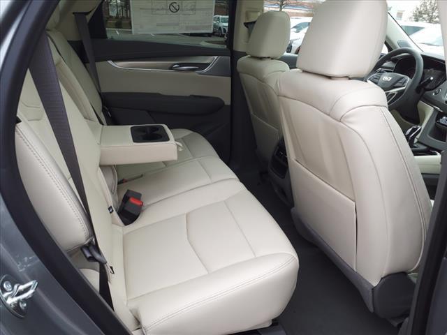 new 2025 Cadillac XT5 car, priced at $56,565