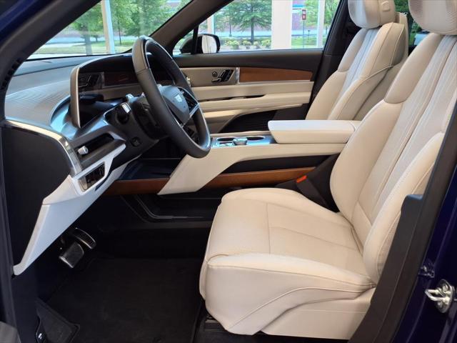 new 2026 Cadillac VISTIQ car, priced at $81,615