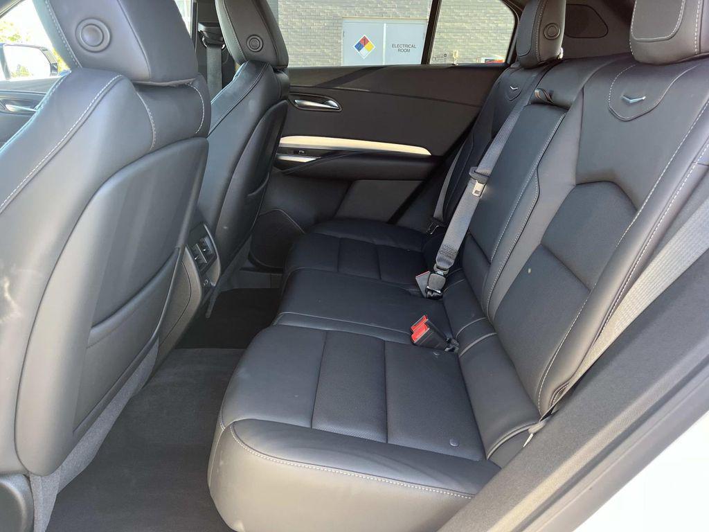 used 2022 Cadillac XT4 car, priced at $29,993