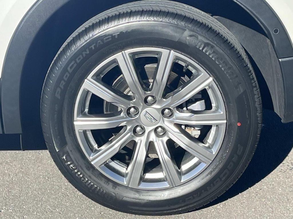 used 2022 Cadillac XT4 car, priced at $29,993