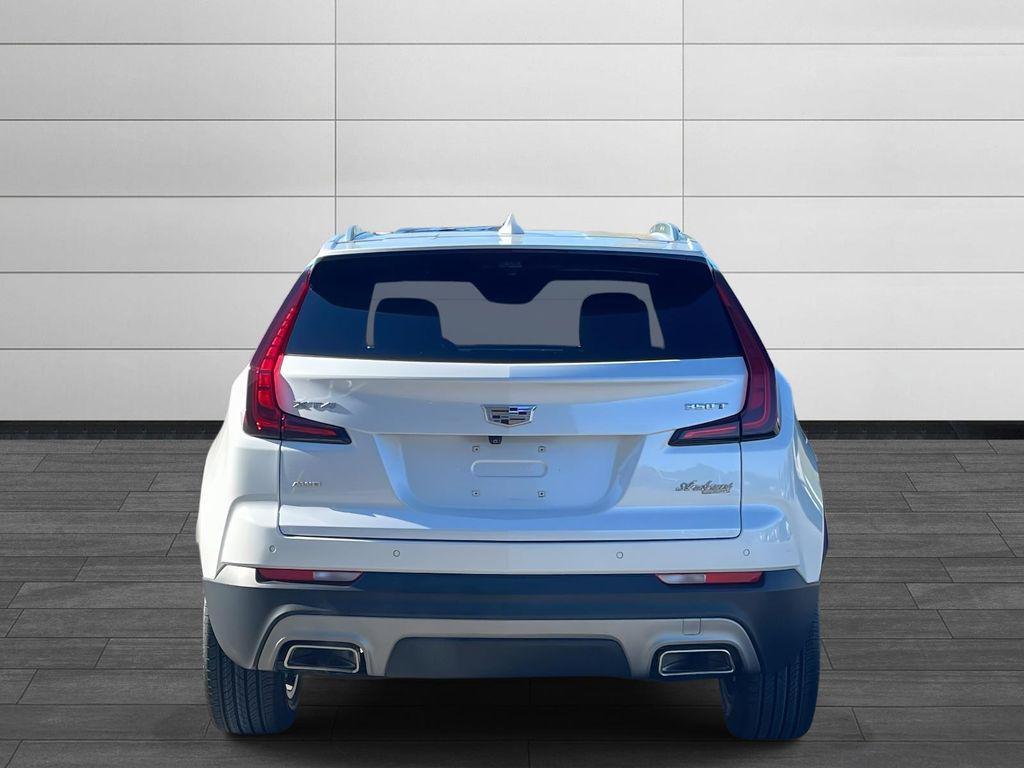 used 2022 Cadillac XT4 car, priced at $29,993