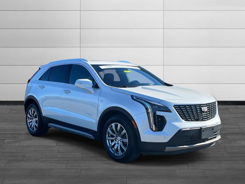 used 2022 Cadillac XT4 car, priced at $29,993