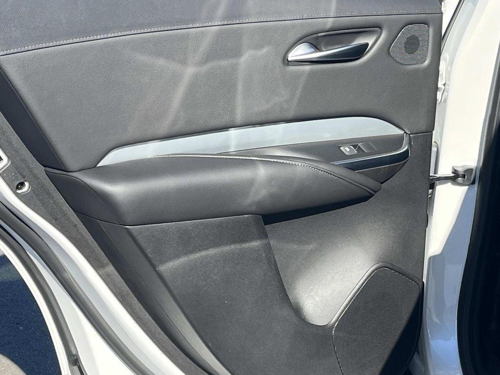 used 2022 Cadillac XT4 car, priced at $29,993