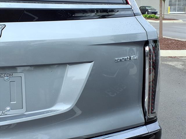 new 2026 Cadillac VISTIQ car, priced at $79,590