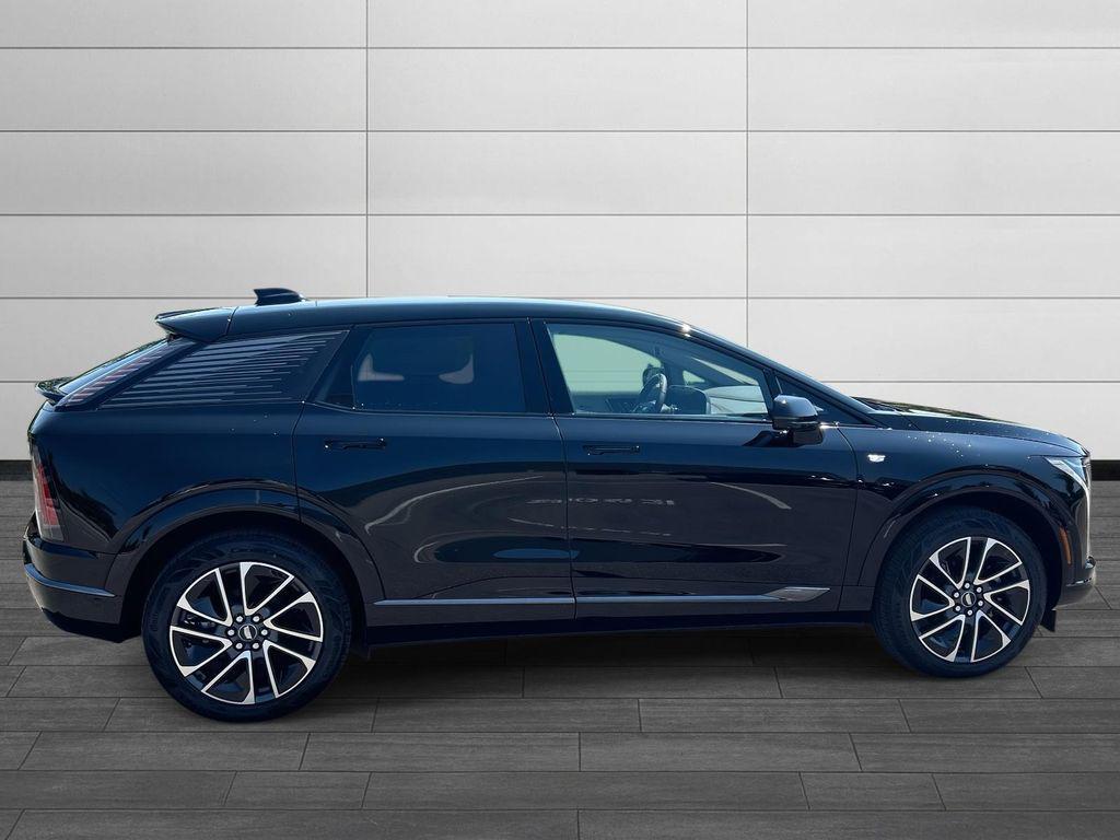 new 2025 Cadillac OPTIQ car, priced at $54,990