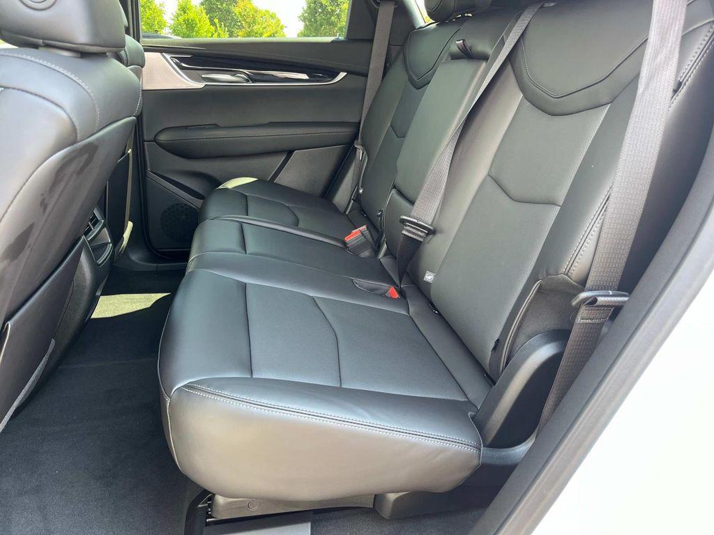 new 2025 Cadillac XT5 car, priced at $59,890