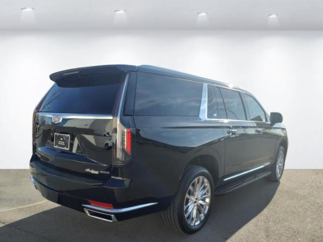 used 2022 Cadillac Escalade ESV car, priced at $66,590