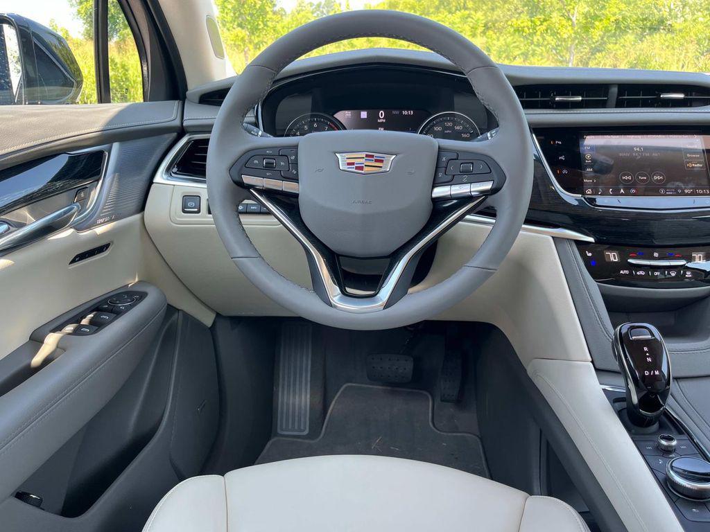 new 2025 Cadillac XT6 car, priced at $63,965