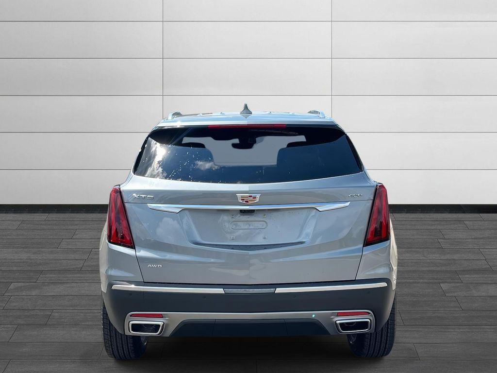 new 2025 Cadillac XT5 car, priced at $58,665