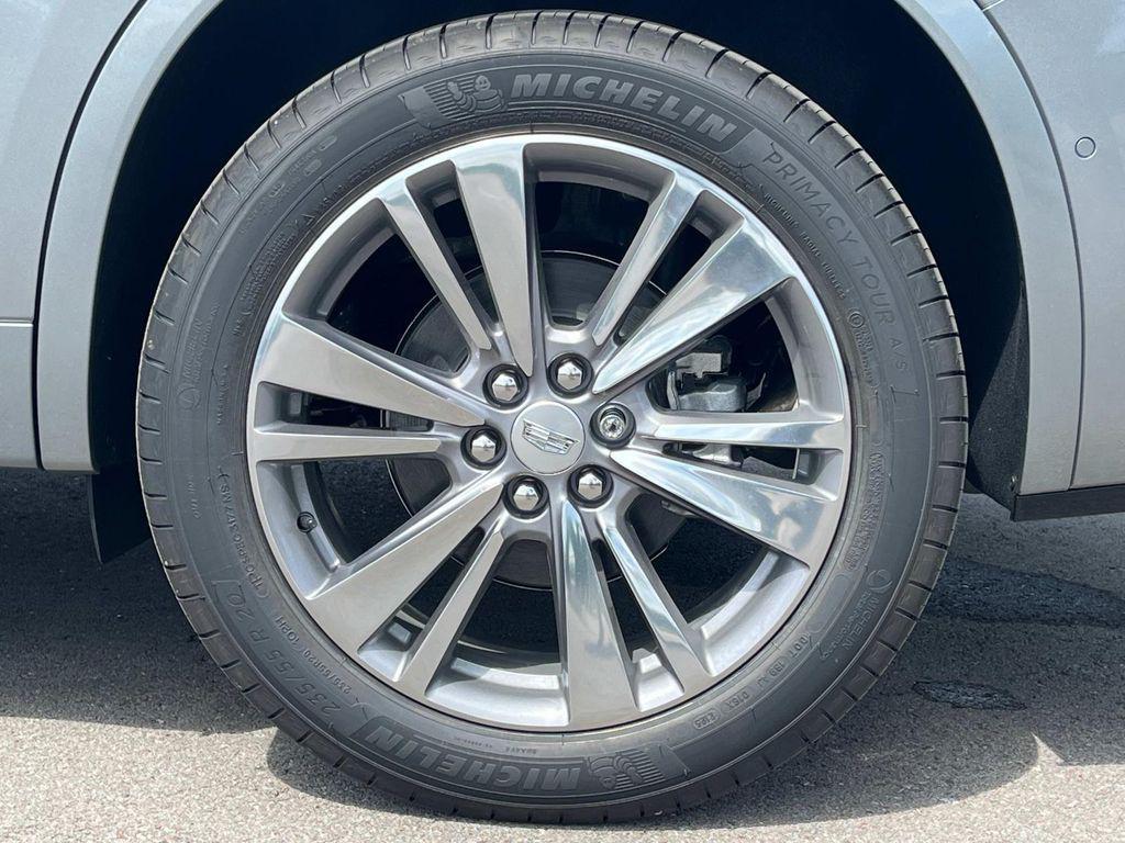 new 2025 Cadillac XT6 car, priced at $60,540