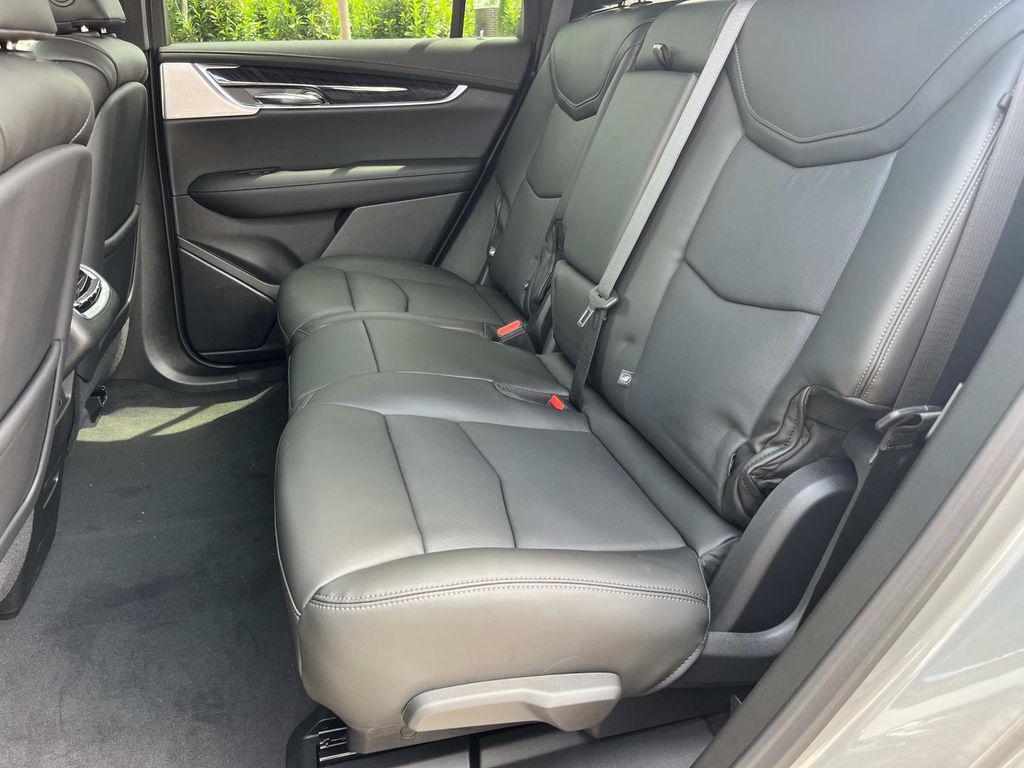 new 2025 Cadillac XT6 car, priced at $60,540