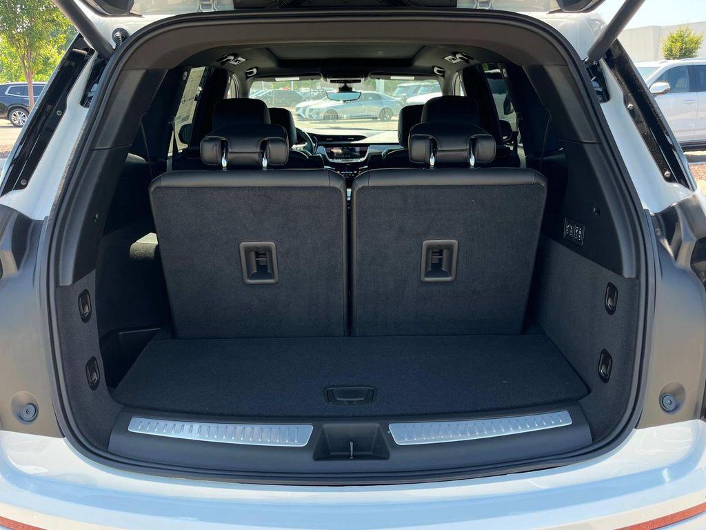 new 2025 Cadillac XT6 car, priced at $69,765