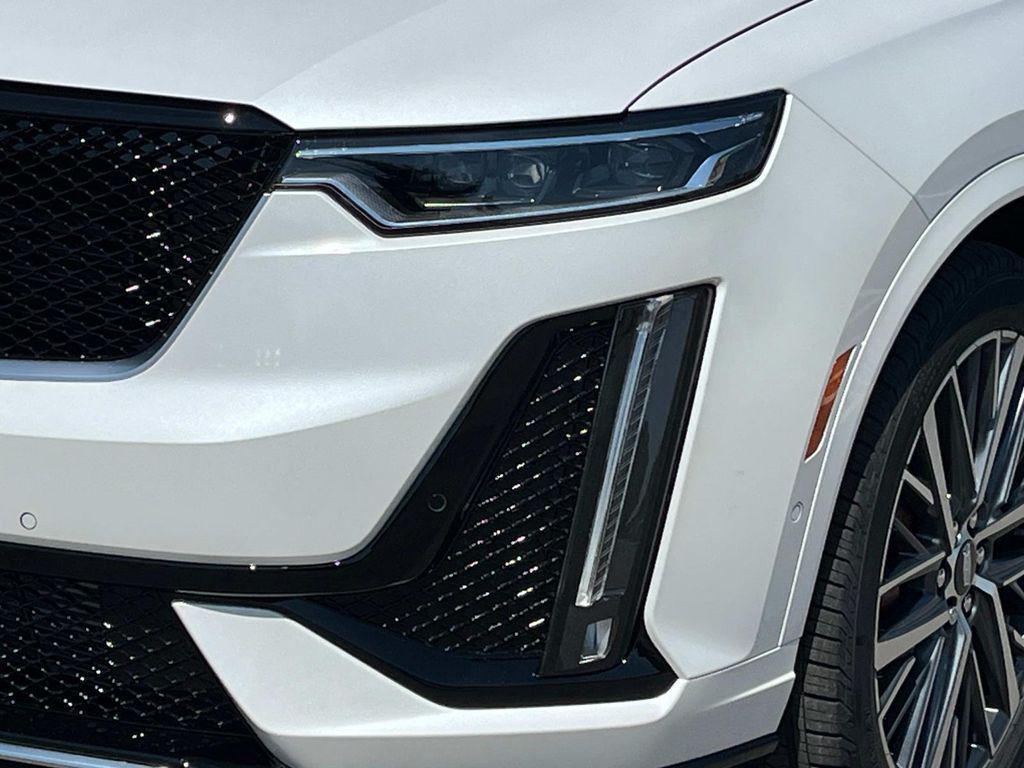new 2025 Cadillac XT6 car, priced at $69,765