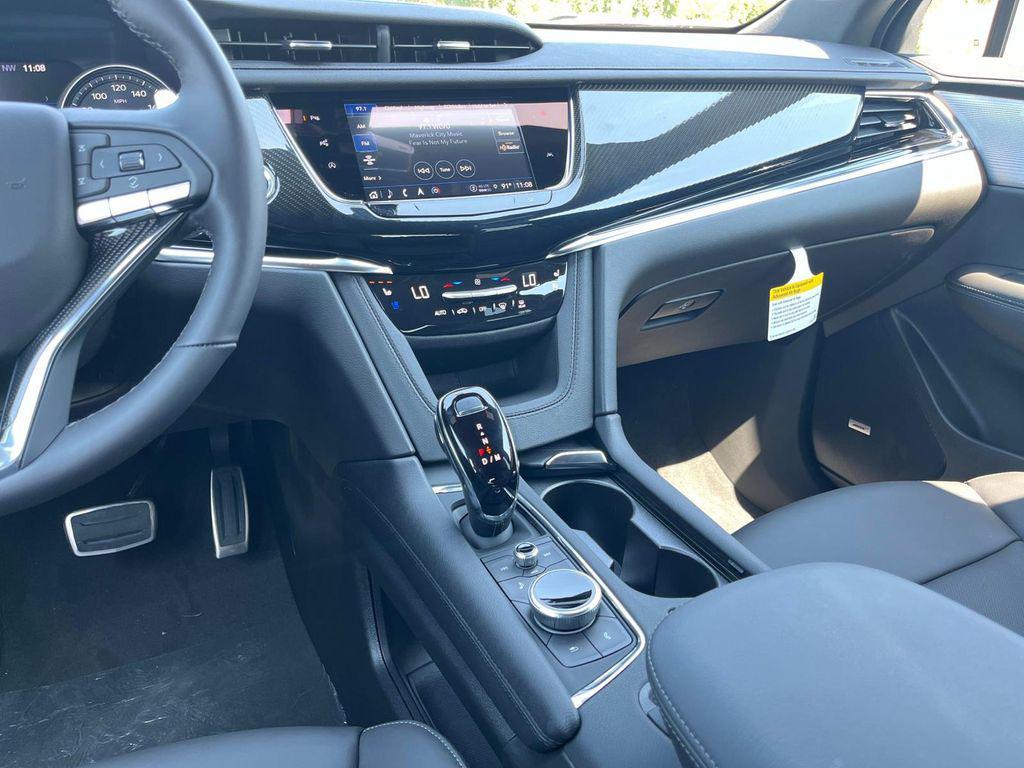 new 2025 Cadillac XT6 car, priced at $69,765