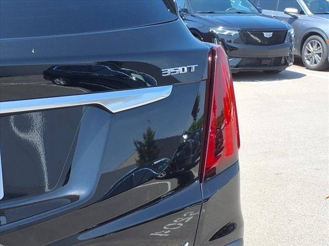 used 2022 Cadillac XT5 car, priced at $31,992