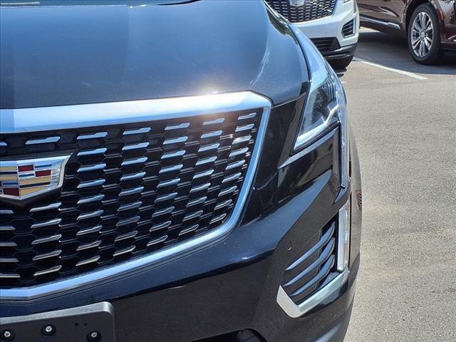 used 2022 Cadillac XT5 car, priced at $31,992