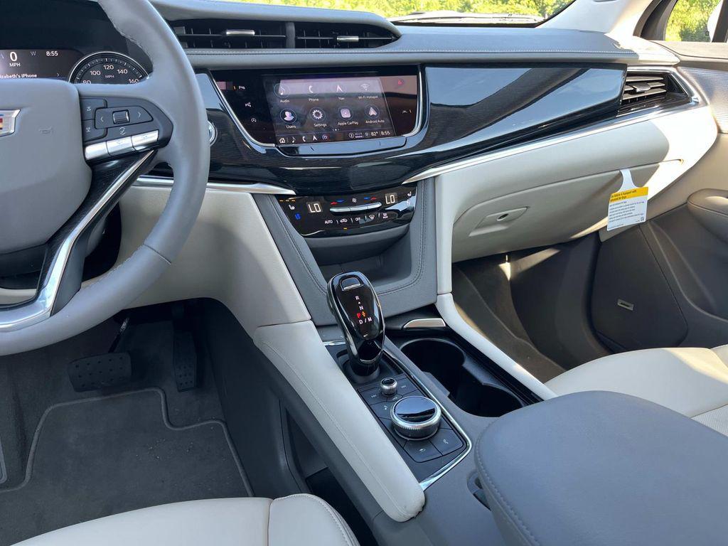 new 2025 Cadillac XT6 car, priced at $69,065