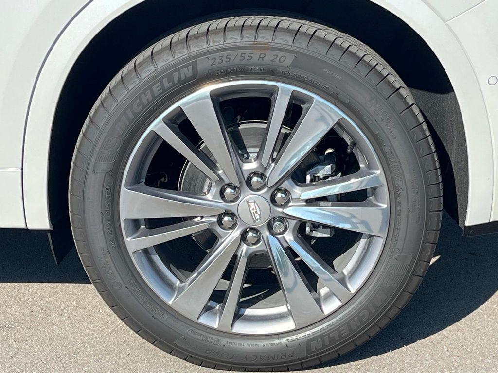 new 2025 Cadillac XT6 car, priced at $69,065